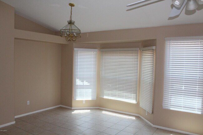 Building Photo - 3043 W Covey Ln