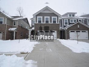 Building Photo - 6573 Halsey St