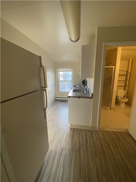 Foto del edificio - 232 Holmes Rd
