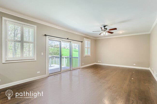 Building Photo - 10N700 Oak Ridge Drive, Elgin, IL, 60123