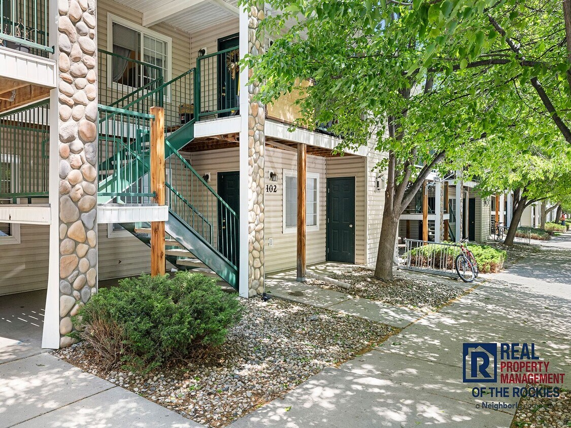Foto principal - 2 Bed, 2 Bath Condo Near CSU!