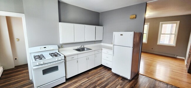 Building Photo - 3 Wilbur Ct