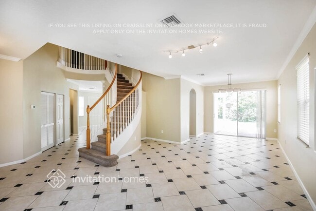 Building Photo - 15611 SW 53rd Ct