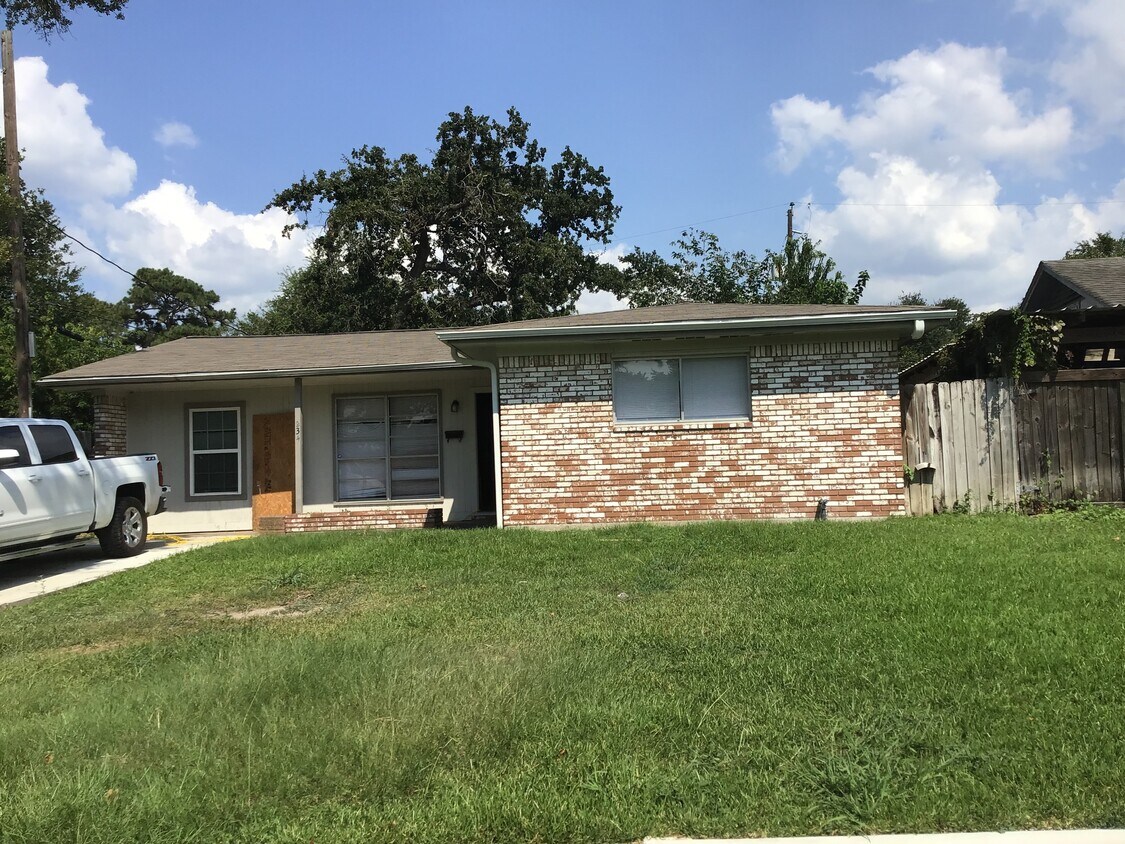 Foto principal - 234 Overbluff St