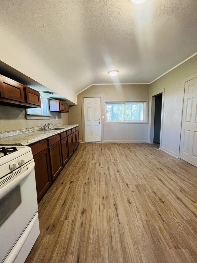 Foto del edificio - 48 W Auburn Ave