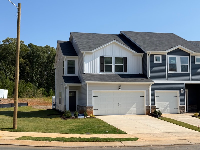 Photo - 1027 Winding Spg Dr (Mebane, NC)