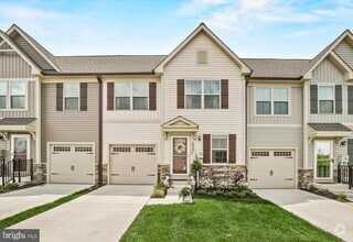 Building Photo - 312 Hammersmith Cir