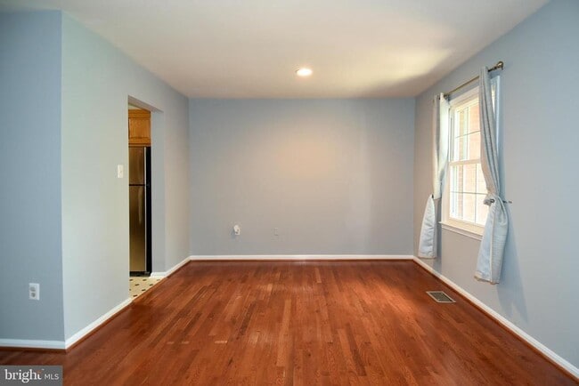 Foto del edificio - 14 Fenceline Dr