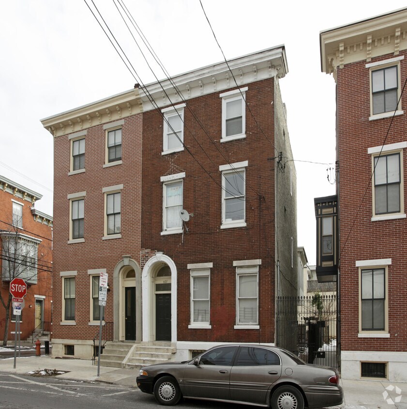 Foto principal - 637 N 16th St