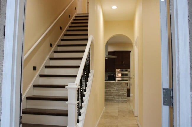 Foto del edificio - 975 State Hwy 95