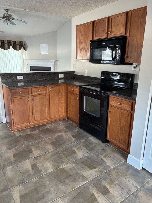 Building Photo - 3BD/ 2BA house in popular Bellegrove