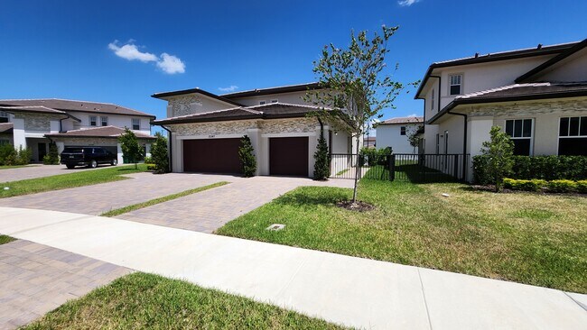 Foto del edificio - 12347 Green Oak Dr