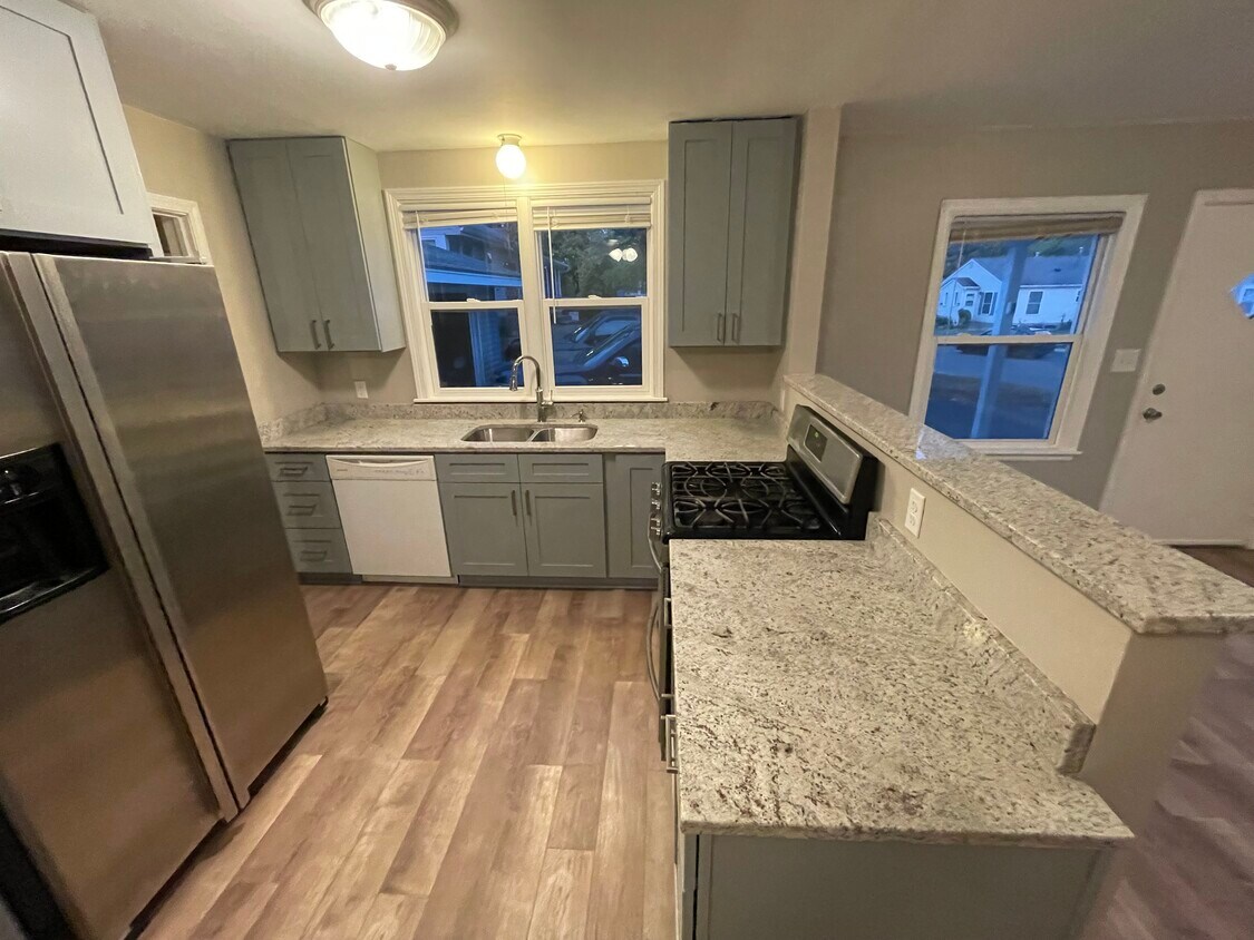 1411 Lake St NE, Hopkins, MN 55343 Townhome Rentals in Hopkins MN