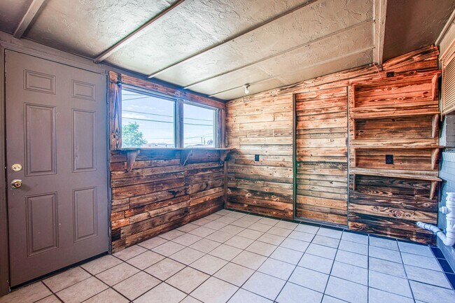 Foto del edificio - Beautiful 3 bed-1 bath house