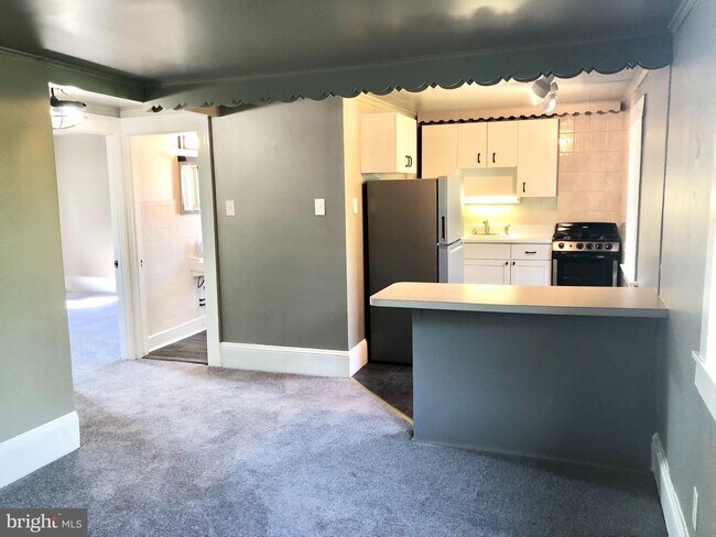 Foto del edificio - 4001 Center Ave