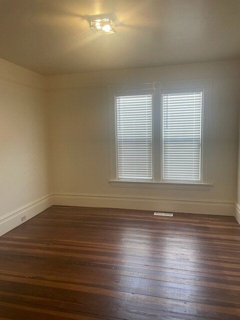 Building Photo - 1627 H St