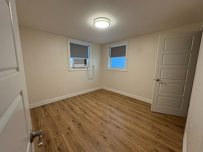 Foto del edificio - 420 S Anthony St