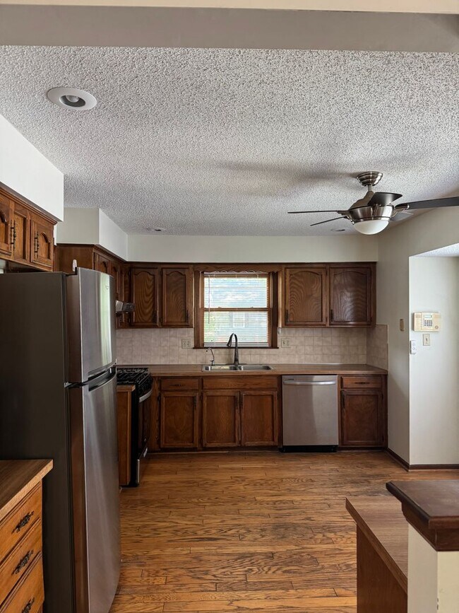Foto del edificio - 4008 SW 10th St Terrace
