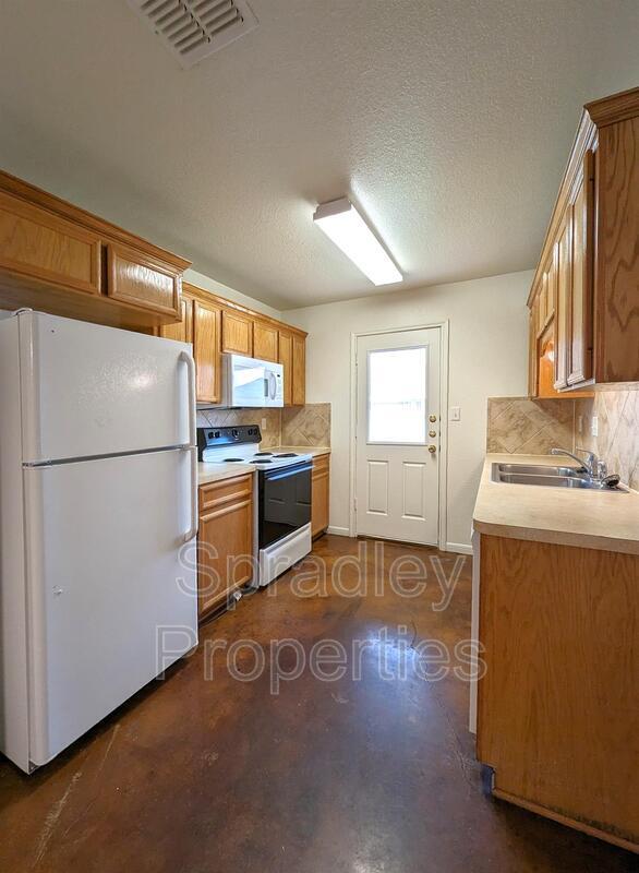 Building Photo - 5510 Luxor Dr