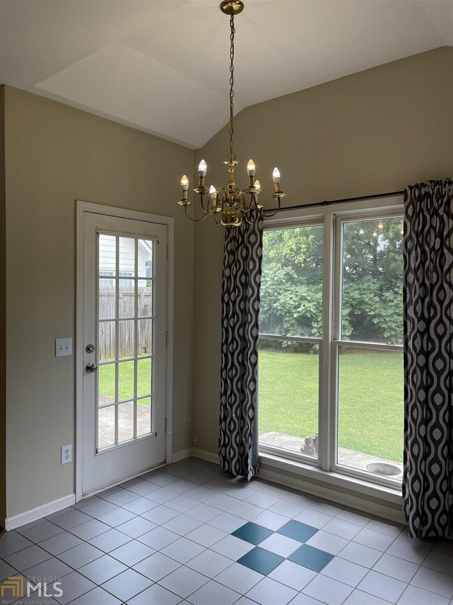 Building Photo - 10785 Morton Chase Way