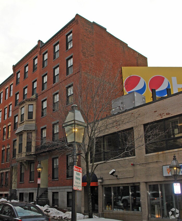 Primary Photo - 5 Hancock St