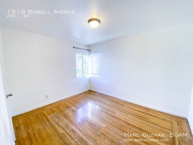 Building Photo - Top Floor Apartment Two Blocks from BART