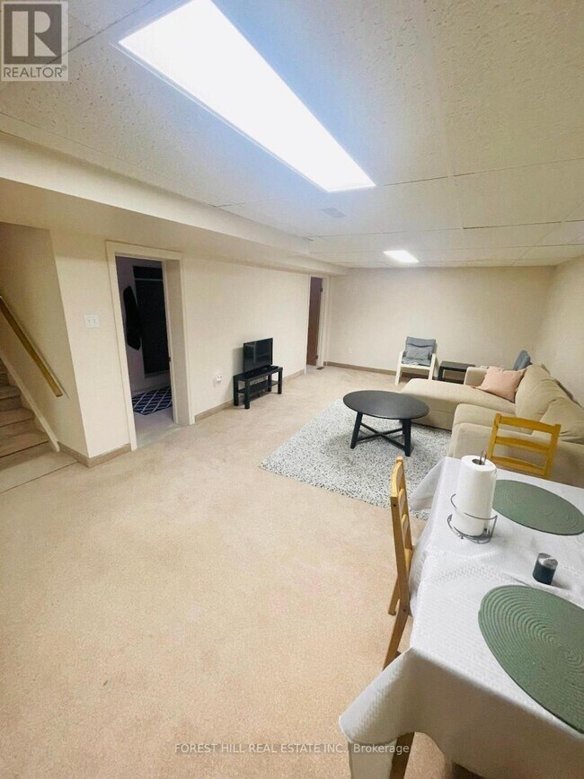Photo du bâtiment - 152 Yorkview Dr