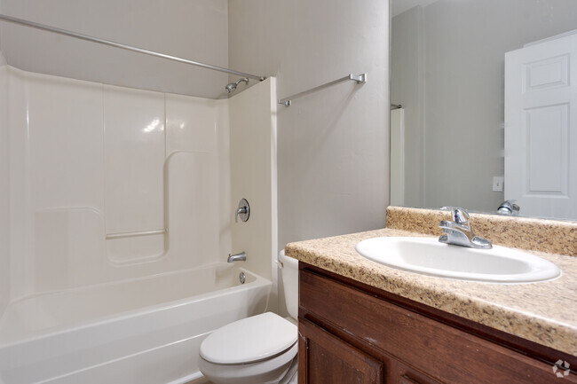 3BD, 3BA - 1358SF - The Premier Townhomes @ 1694