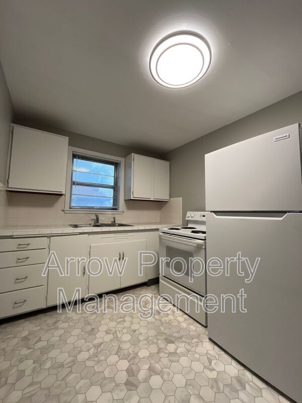 Foto del edificio - 1515 S 11th St