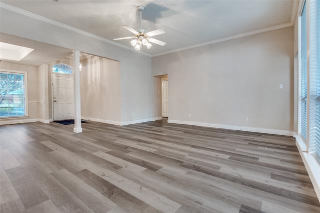 Foto del edificio - 410 Steeplechase Trail