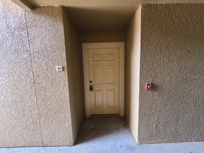 Building Photo - 5908 Brickleberry Ln