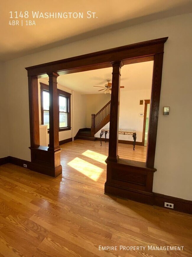 Foto del edificio - 4 Bedroom/1 Bathroom Home in Easton!!
