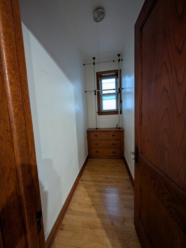 Building Photo - 2505 S Harding Ave