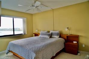 Foto del edificio - 4835 Bonita Beach Rd SW