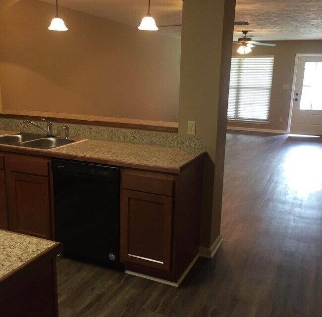 Foto del edificio - 1012 Live Oak St
