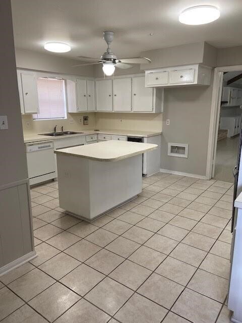 Foto del edificio - 7846 Vickie Springs Ln