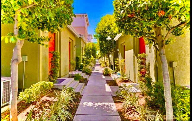 Building Photo - 8713 Tribeca Cir