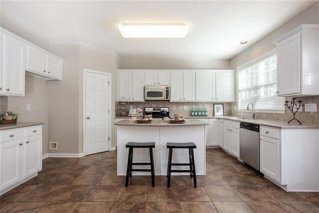 Building Photo - 3810 Cabalzar Ln