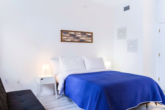 Foto del edificio - 481 NE 29th St