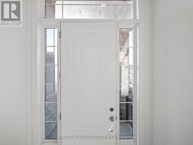 Building Photo - 5 Elkington Cres