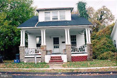 Primary Photo - 4703 W Virginia Ave