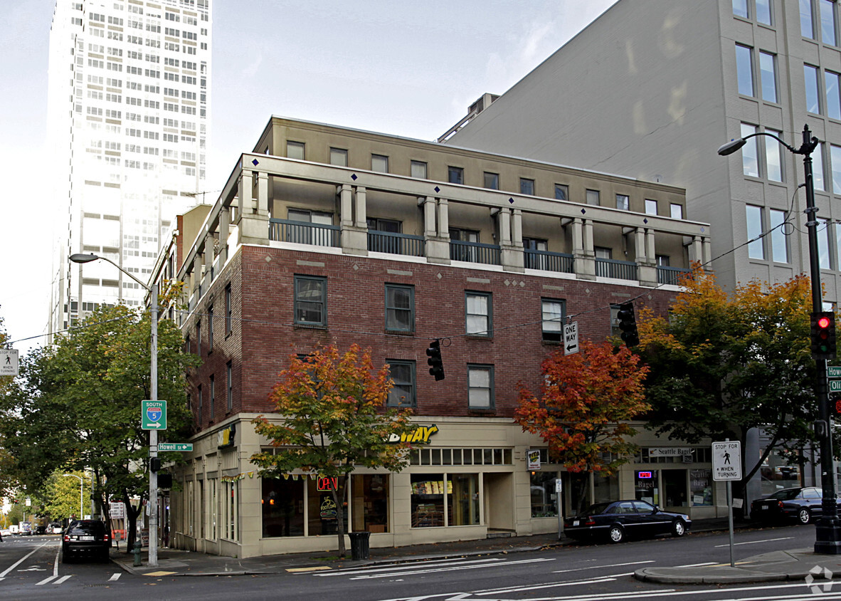 Primary Photo - Bonair Apartments