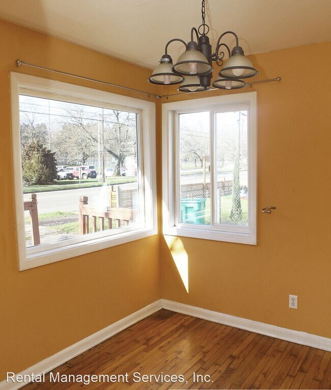 Foto del edificio - 2 br, 1 bath House - 4728 SE 92nd Ave