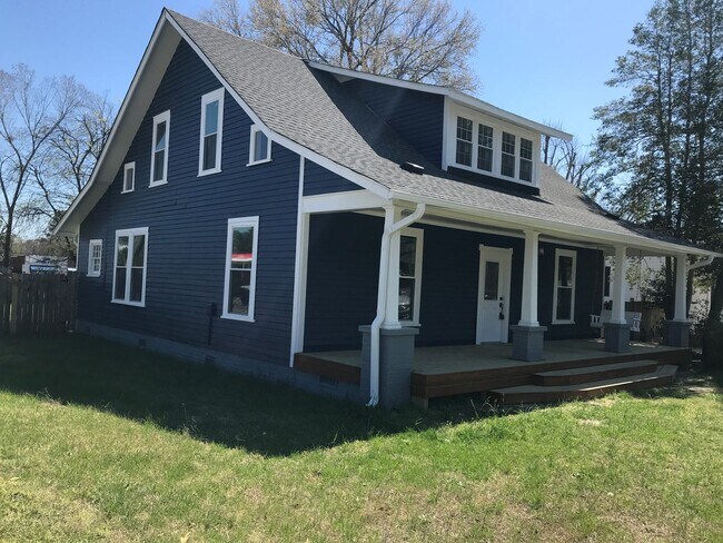 Foto del edificio - 1001 S 8th St