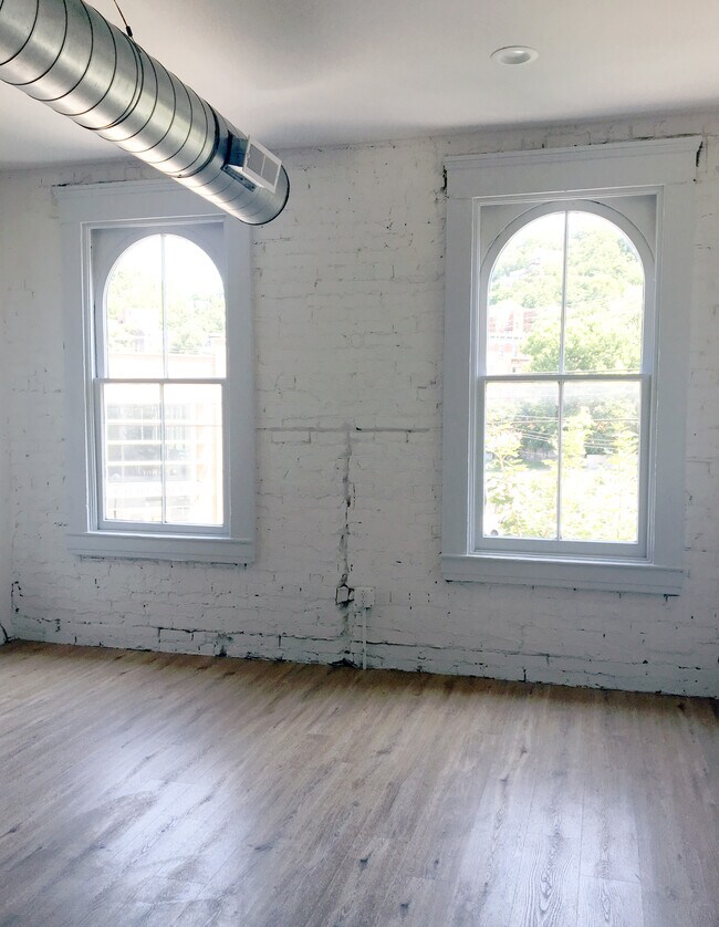 Building Photo - The Garber #1