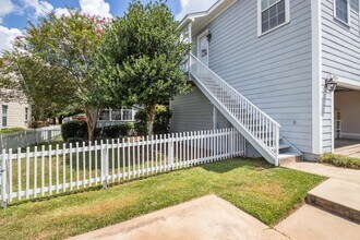 Building Photo - 3253-1 Stanhope Drive