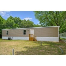 Building Photo - 103 Hollyhock Ln