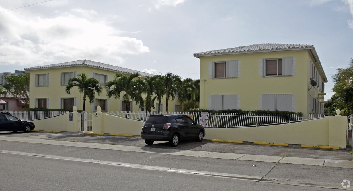 Building Photo - 530 SW 10th St