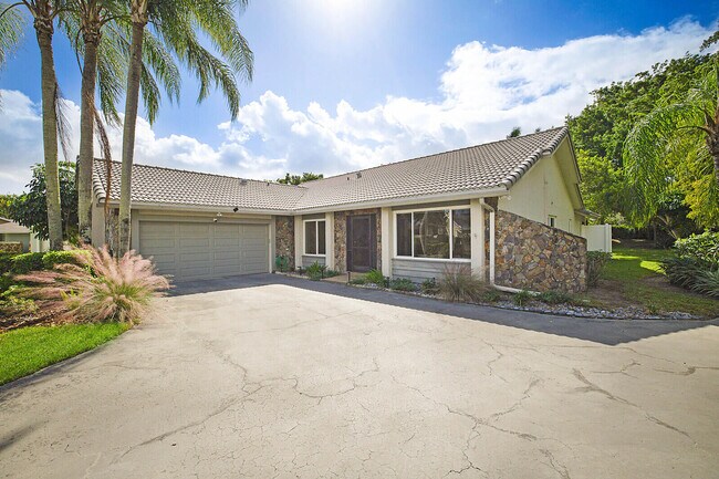 Foto del edificio - 20816 Sugarloaf Ln