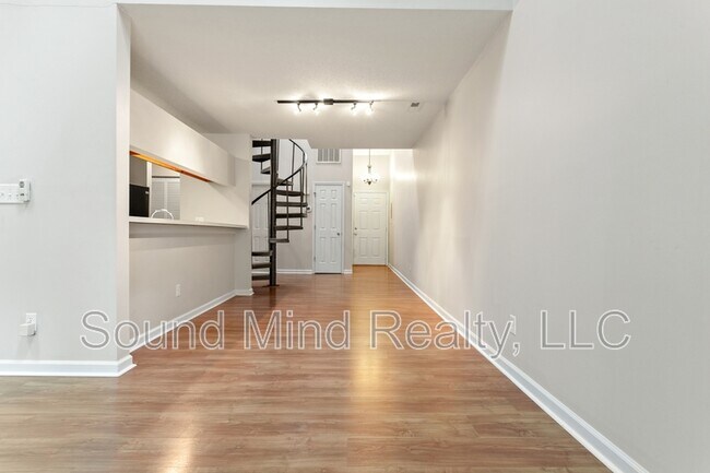 Foto del edificio - 6001 Winterpointe Ln